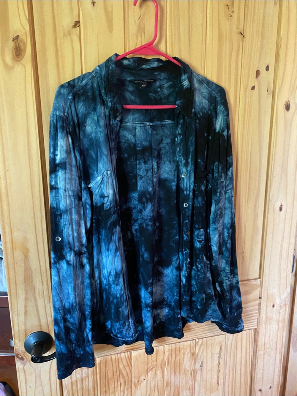 Rock & Republic Black and Teal Tie-Dye Button Down Shirt